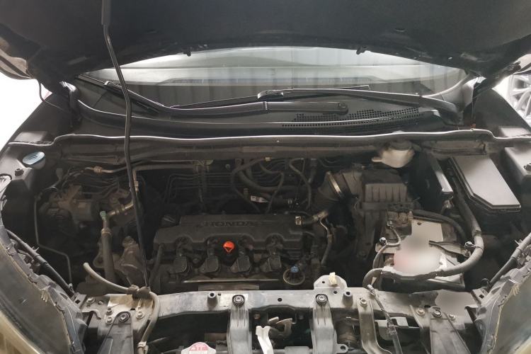 Used Honda CR-V 2015 2.0L two-wheel drive Fashion Edition Engine Bay