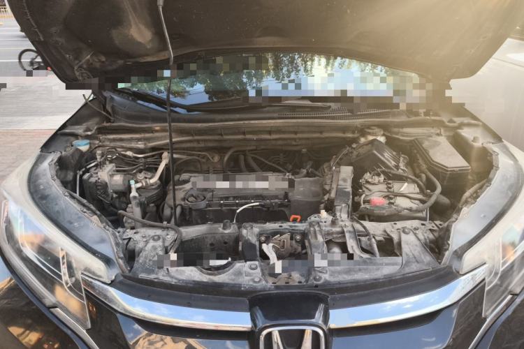 Used Honda CR-V 2015 2.4L two-wheel drive luxury version Engine Bay
