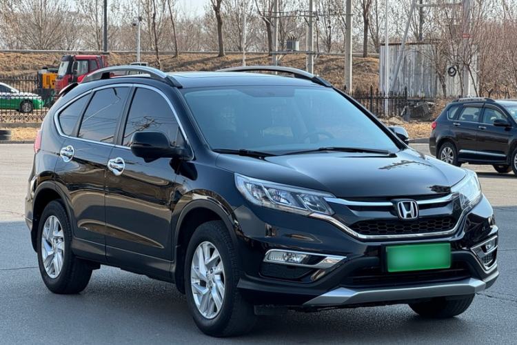 Used Honda CR-V 2015 2.4L four-wheel drive luxury version Exterior 2