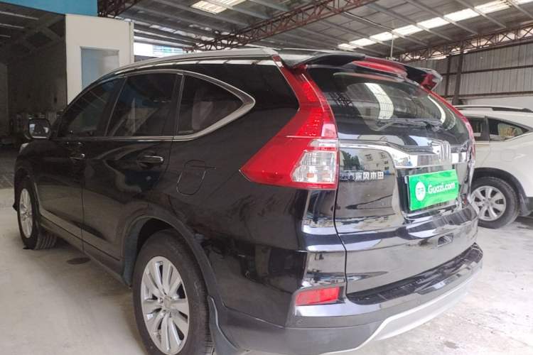 Used Honda CR-V 2015 2.0L two-wheel drive urban version Exterior 2