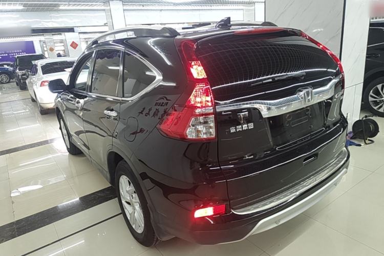 Used Honda CR-V 2015 2.4L two-wheel drive luxury version Exterior 2