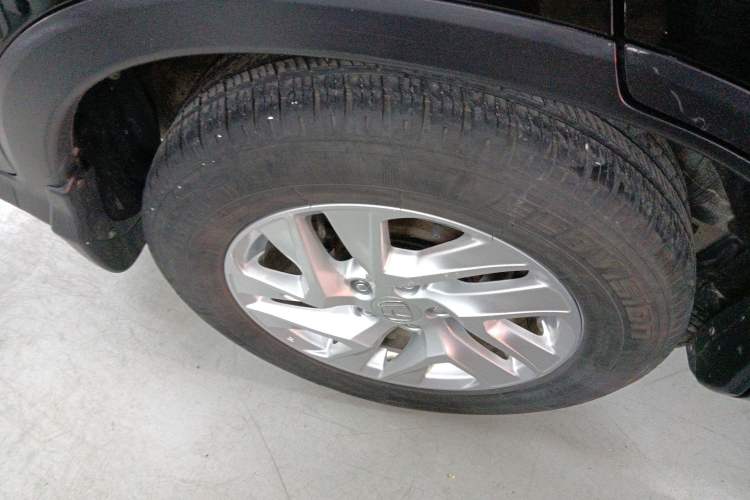 Used Honda CR-V 2015 2.4L four-wheel drive luxury version Exterior 2