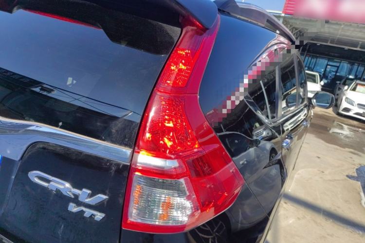 Used Honda CR-V 2015 2.4L two-wheel drive luxury version Exterior 3