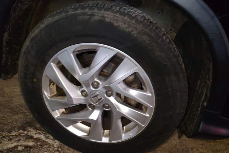 Used Honda CR-V 2015 2.4L four-wheel drive luxury version Exterior 4