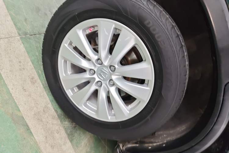 Used Honda CR-V 2015 2.0L two-wheel drive Fashion Edition Exterior 5
