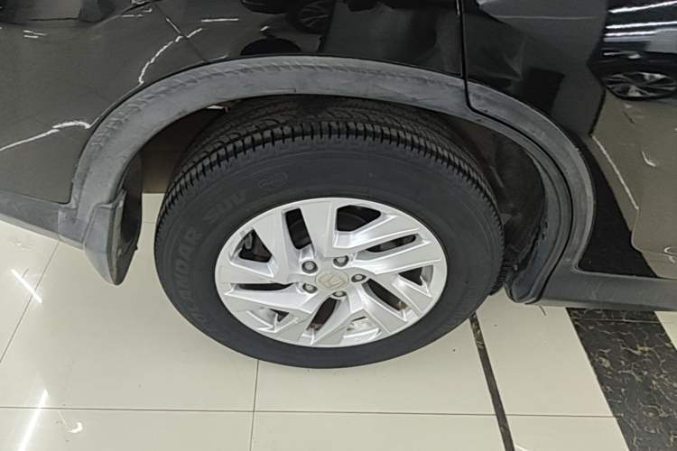 Used Honda CR-V 2015 2.4L two-wheel drive luxury version Exterior 5