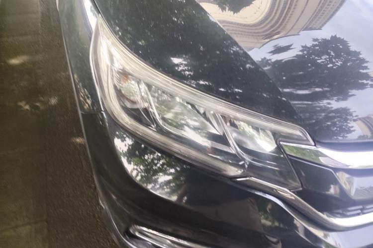 Used Honda CR-V 2015 2.4L two-wheel drive luxury version Exterior 6