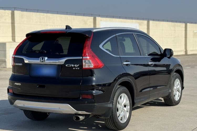 Used Honda CR-V 2015 2.4L four-wheel drive luxury version Exterior 6
