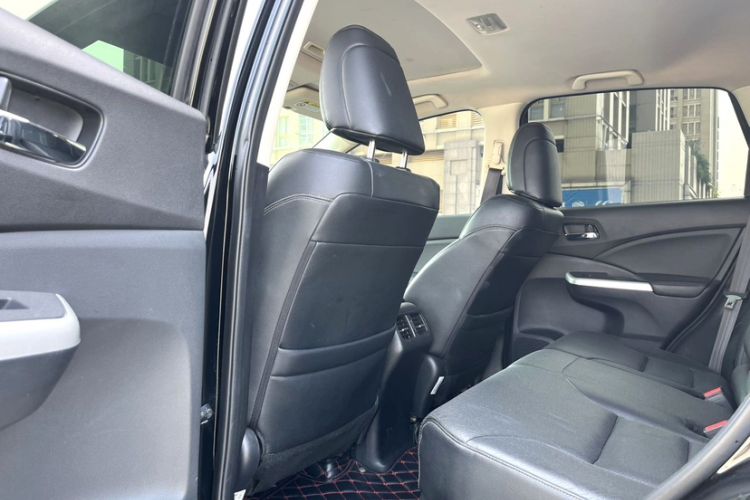 Used Honda CR-V 2015 2.4L two-wheel drive luxury version Exterior 8