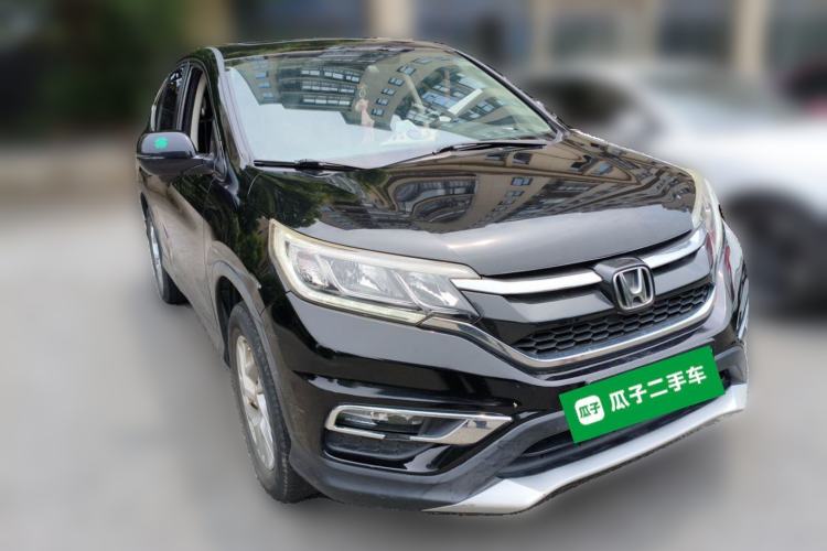 Used Honda CR-V 2015 2.4L two-wheel drive luxury version Front Right 45 Deg