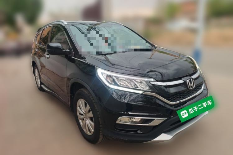 Used Honda CR-V 2015 2.0L two-wheel drive Fashion Edition Front Right 45 Deg