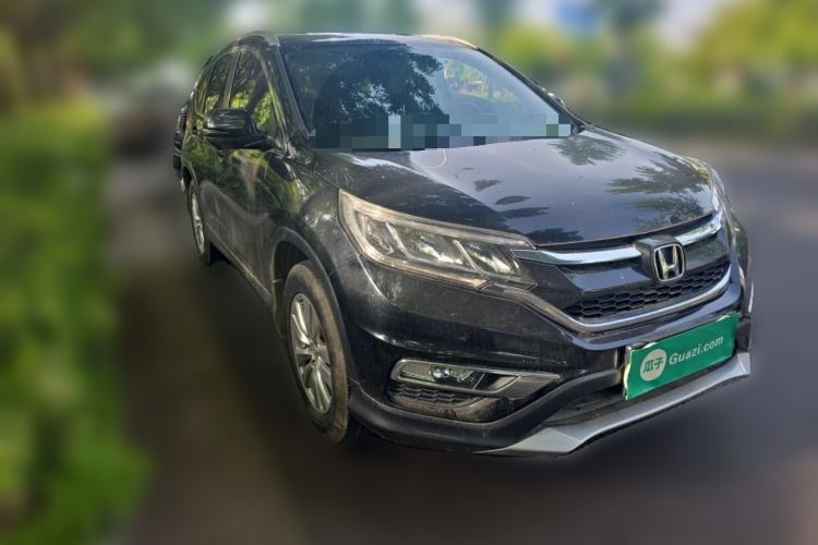 Used Honda CR-V 2015 2.0L two-wheel drive Fashion Edition Front Right 45 Deg