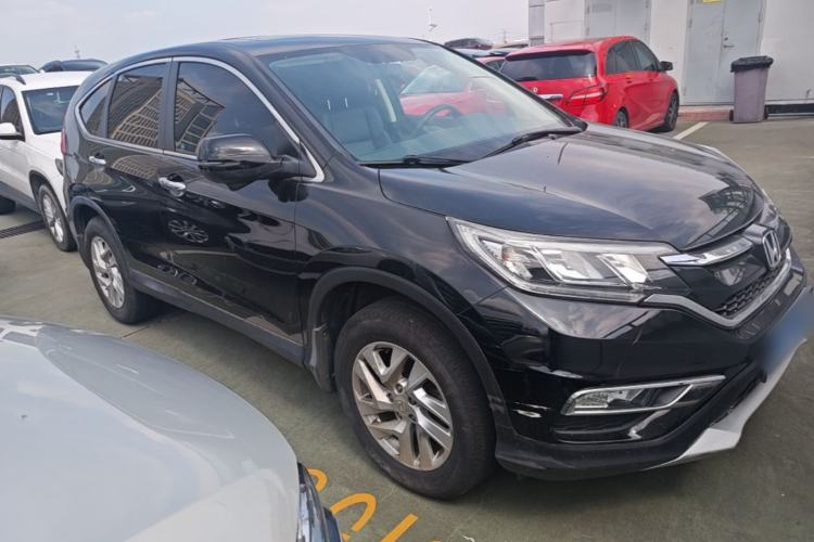 Used Honda CR-V 2015 2.4L two-wheel drive luxury version Front Right 45 Deg