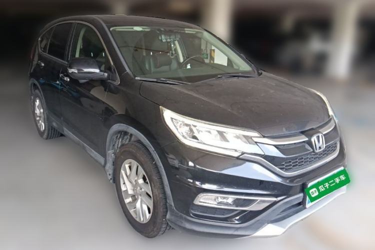 Used Honda CR-V 2015 2.4L two-wheel drive luxury version Front Right 45 Deg
