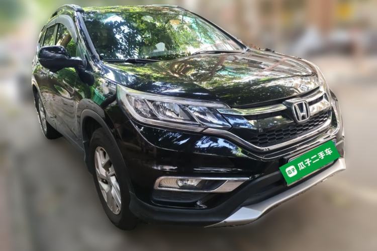Used Honda CR-V 2015 2.4L two-wheel drive luxury version Front Right 45 Deg