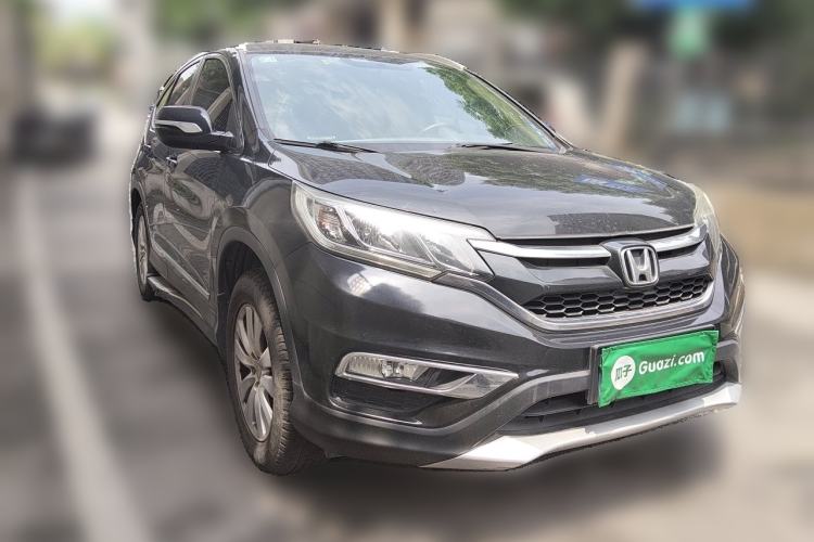 Used Honda CR-V 2015 2.0L two-wheel drive Fashion Edition Front Right 45 Deg
