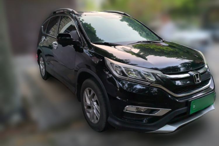 Used Honda CR-V 2015 2.4L two-wheel drive luxury version Front Right 45 Deg
