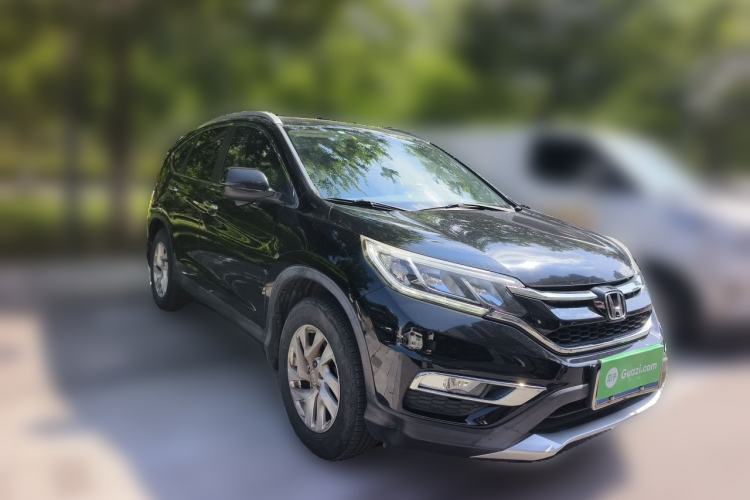 Used Honda CR-V 2015 2.4L two-wheel drive luxury version Front Right 45 Deg