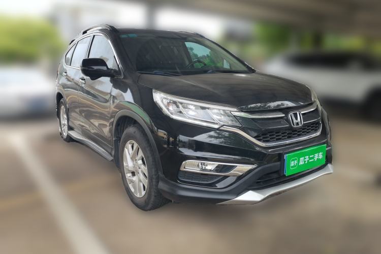 Used Honda CR-V 2015 2.4L two-wheel drive luxury version Front Right 45 Deg