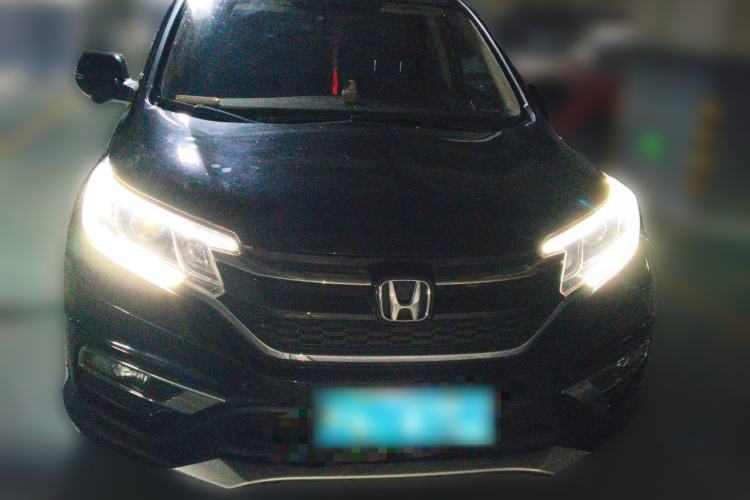 Used Honda CR-V 2015 2.4L two-wheel drive luxury version Front