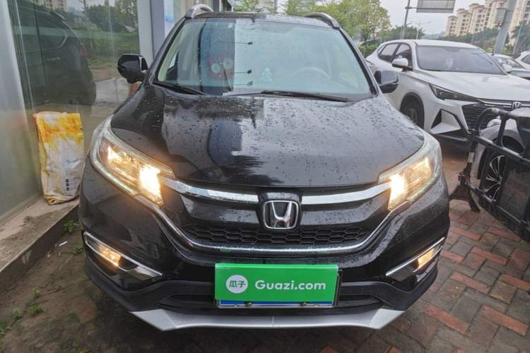 Used Honda CR-V 2015 2.4L two-wheel drive luxury version Front