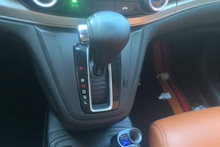 Used Honda CR-V 2015 2.0L two-wheel drive Fashion Edition Gear Lever