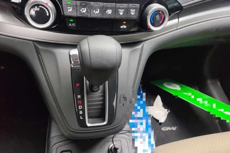 Used Honda CR-V 2015 2.0L two-wheel drive urban version Gear Lever