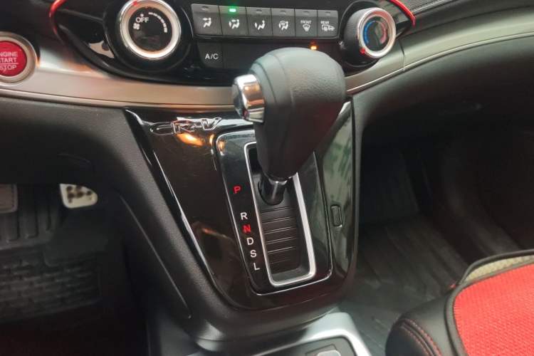 Used Honda CR-V 2015 2.0L two-wheel drive Fashion Edition Gear Lever