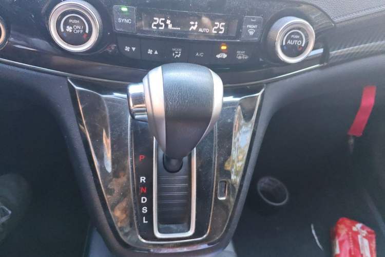 Used Honda CR-V 2015 2.4L Four-Wheel Drive Prestige Edition Gear Lever