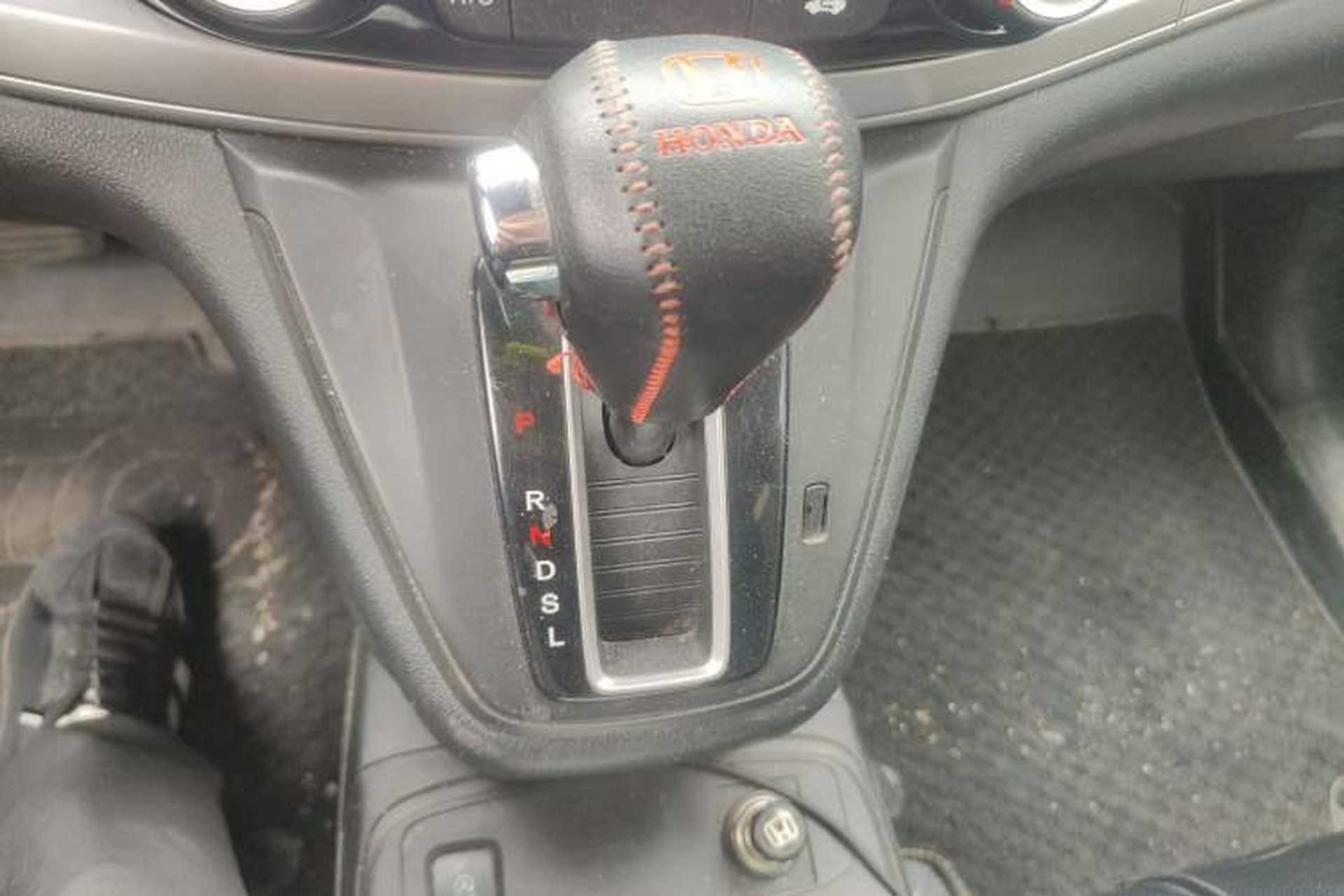 Used Honda CR-V 2015 2.0L two-wheel drive Fashion Edition Gear Lever