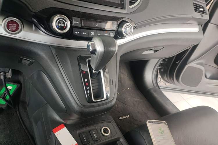Used Honda CR-V 2015 2.4L four-wheel drive luxury version Gear Lever