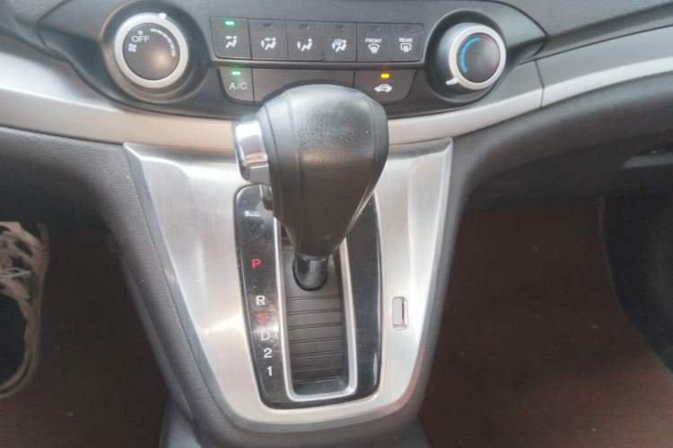 Used Honda CR-V 2015 2.0L 2WD Classic Edition Gear Lever