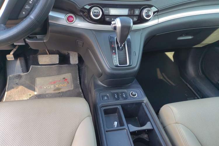 Used Honda CR-V 2015 2.4L two-wheel drive luxury version Gear Lever