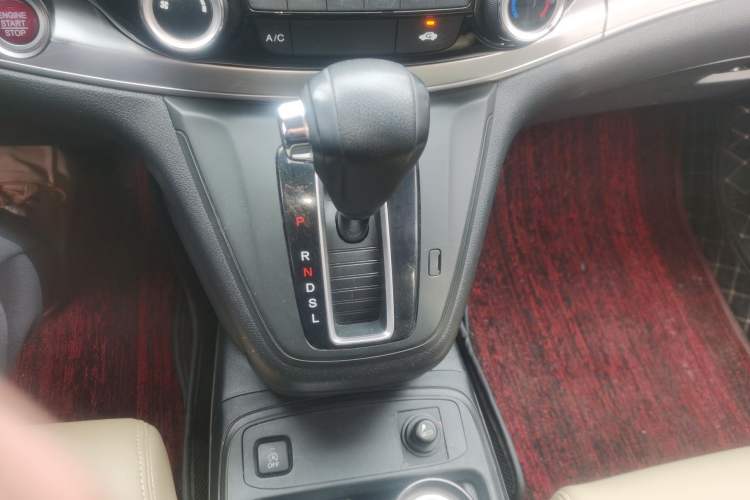 Used Honda CR-V 2015 2.0L two-wheel drive Fashion Edition Gear Lever