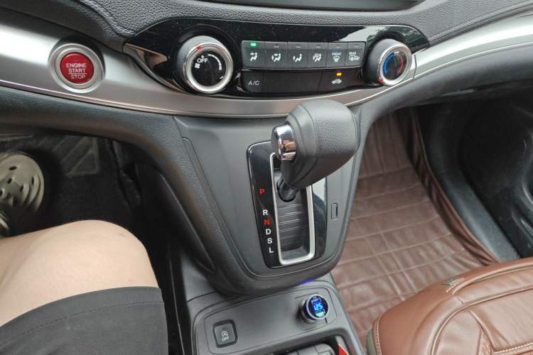 Used Honda CR-V 2015 2.0L two-wheel drive Fashion Edition Gear Lever