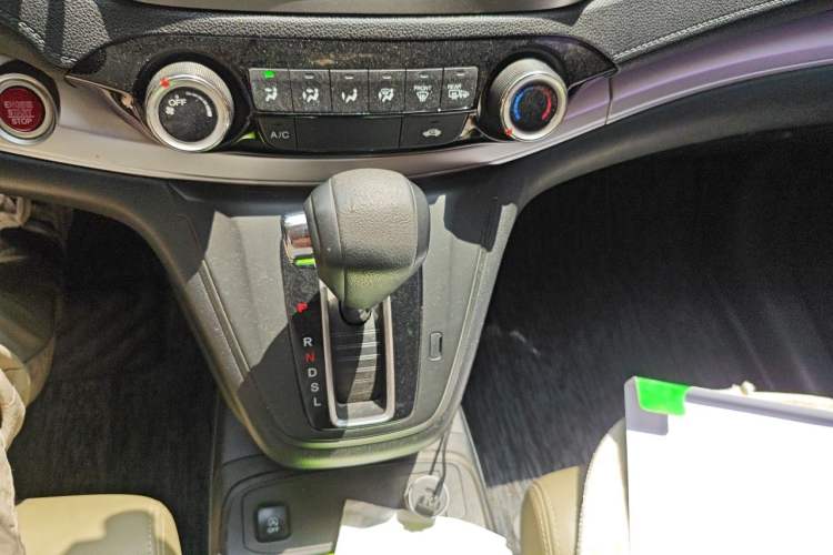 Used Honda CR-V 2015 2.0L two-wheel drive Fashion Edition Gear Lever