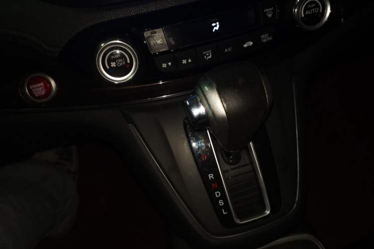 Used Honda CR-V 2015 2.4L Four-Wheel Drive Prestige Edition Gear Lever