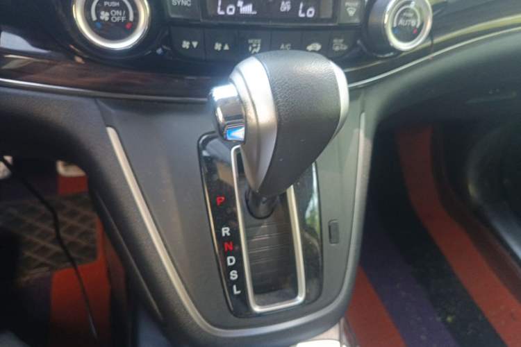Used Honda CR-V 2015 2.4L Four-Wheel Drive Prestige Edition Gear Lever