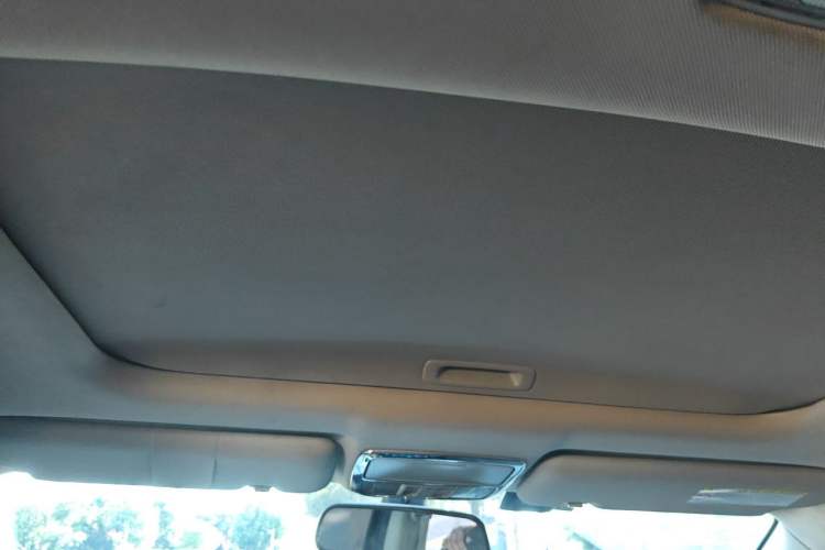 Used Honda CR-V 2015 2.4L Four-Wheel Drive Prestige Edition Headliner