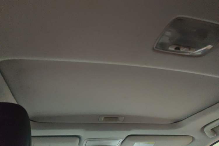Used Honda CR-V 2015 2.4L four-wheel drive luxury version Headliner