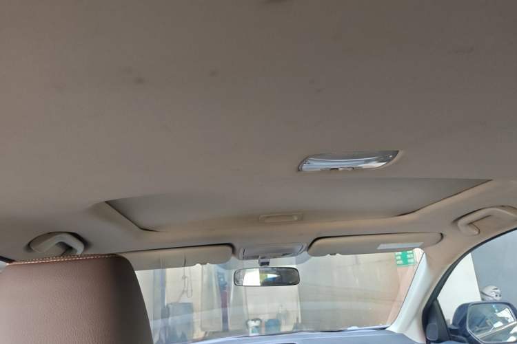 Used Honda CR-V 2015 2.0L Four-Wheel Drive Fashion Edition Headliner