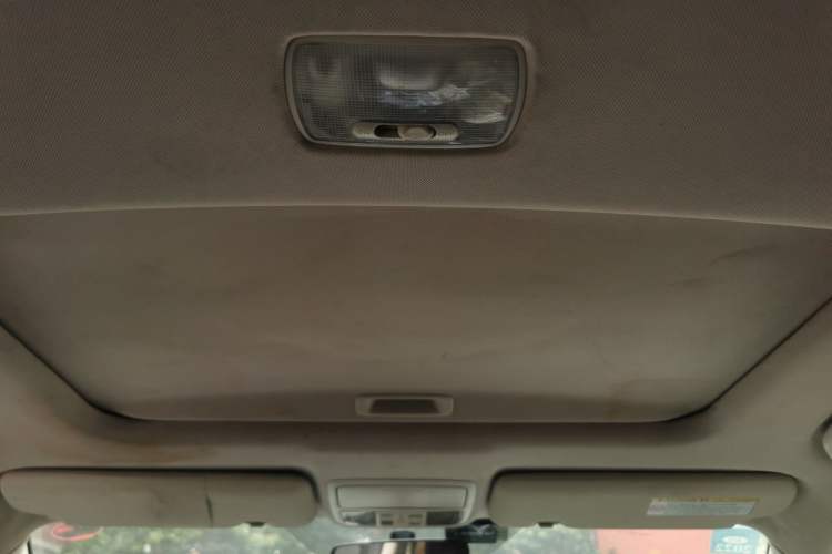 Used Honda CR-V 2015 2.4L four-wheel drive luxury version Headliner