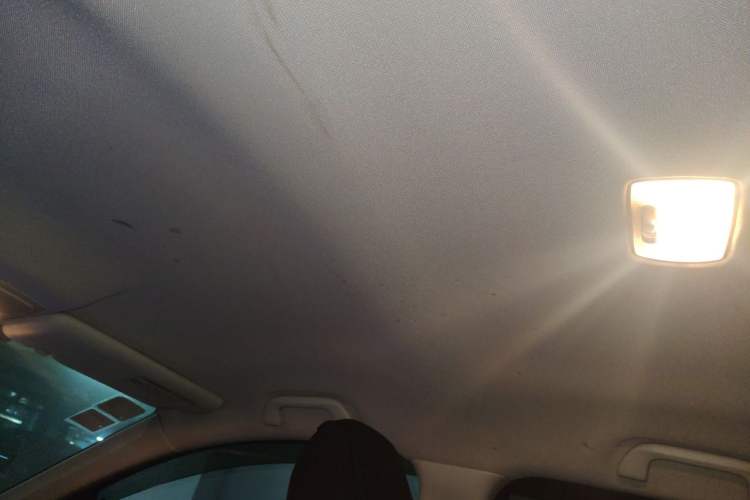 Used Honda CR-V 2015 2.0L 2WD Classic Edition Headliner