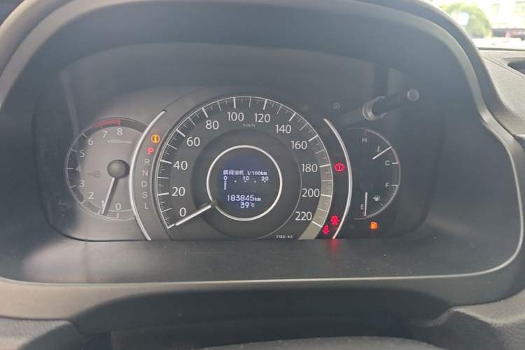 Used Honda CR-V 2015 2.0L two-wheel drive Fashion Edition Instrument Cluster