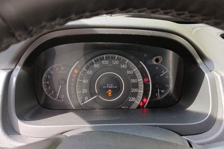 Used Honda CR-V 2015 2.0L two-wheel drive urban version Instrument Cluster