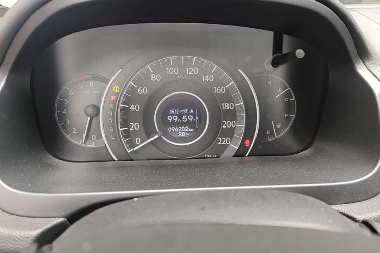 Used Honda CR-V 2015 2.0L two-wheel drive urban version Instrument Cluster