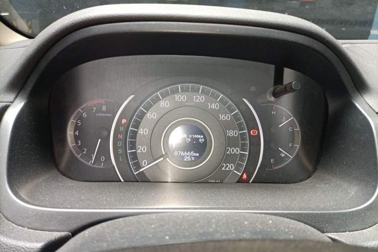 Used Honda CR-V 2015 2.0L two-wheel drive Fashion Edition Instrument Cluster