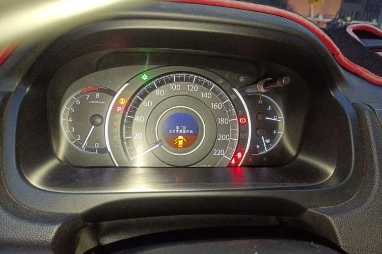 Used Honda CR-V 2015 2.4L two-wheel drive luxury version Instrument Cluster