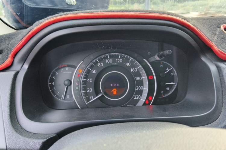 Used Honda CR-V 2015 2.4L four-wheel drive luxury version Instrument Cluster