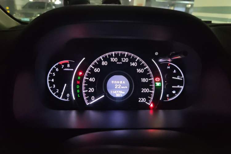Used Honda CR-V 2015 2.4L two-wheel drive luxury version Instrument Cluster